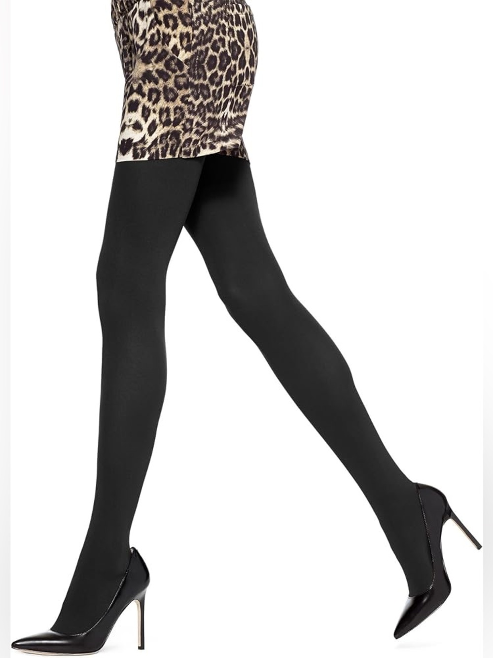 NWT HUE Super Opaque Smooth Control Top Tights in Black
Size 1